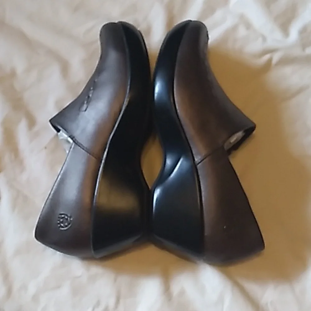 women's Ariat shoe size 8 color black and bronze - Picture 4 of 9